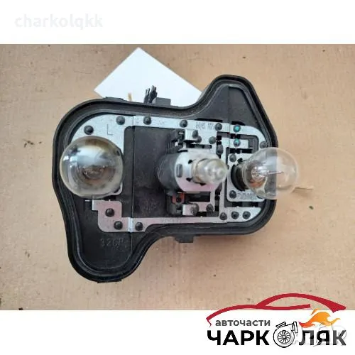 Основа ляв външен стоп Фолксваген Голф 5, снимка 1