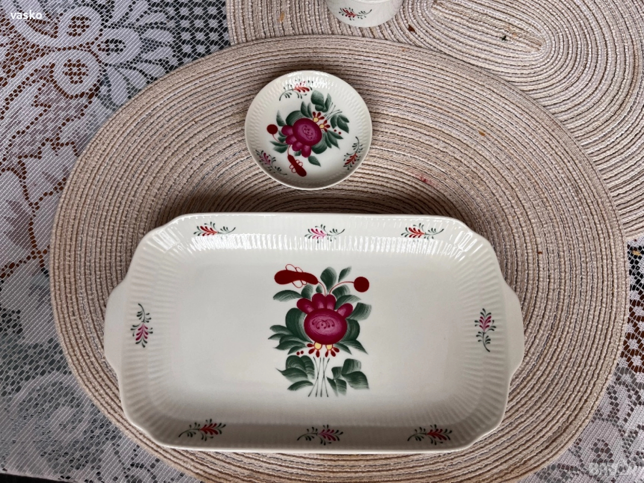 Порцеланови подноси, снимка 1