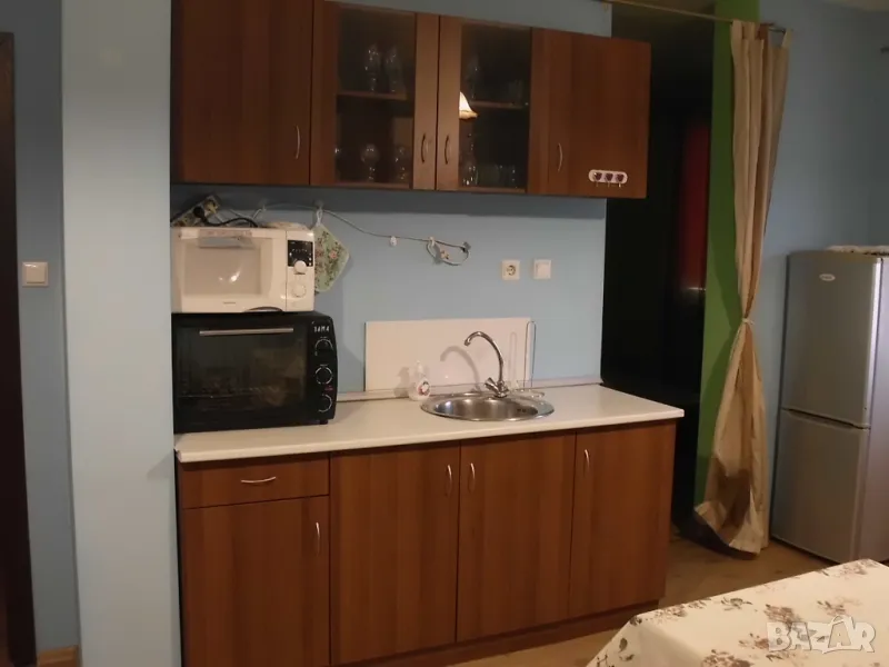 Двустаен, напълно обзаведен апартамент, снимка 1