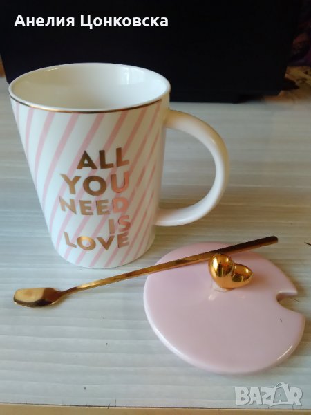 Нова порц.чаша с капак и метална лъжичка 500 мл., снимка 1