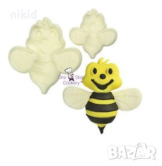 Пчела пчелички 2 размера пластмасови форми форма резец печат за фондан тесто декор мъфини торта, снимка 1