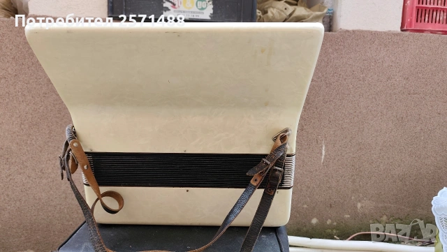 Продавам акордеон weltmaister 60 баса. , снимка 2 - Акордеони - 53960731