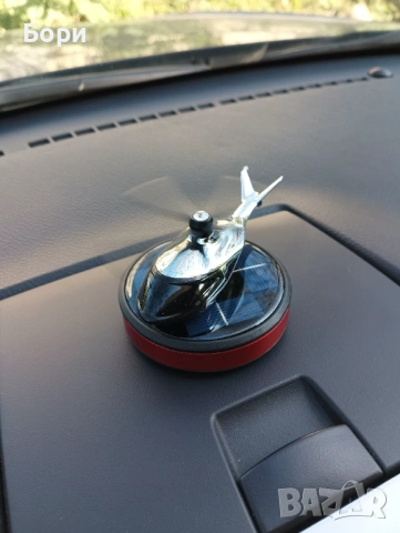 Соларен ароматизатор за кола., снимка 3 - Аксесоари и консумативи - 54319022