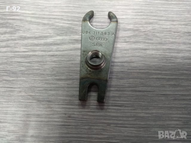  084311583A**NEU**Volkswagen Хебел на лоста за няколко модела 4-степенна ръчна скоростна кутия.