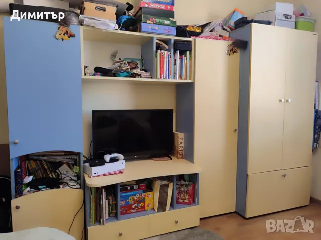 Секция + гардероб + ъглова етажерка