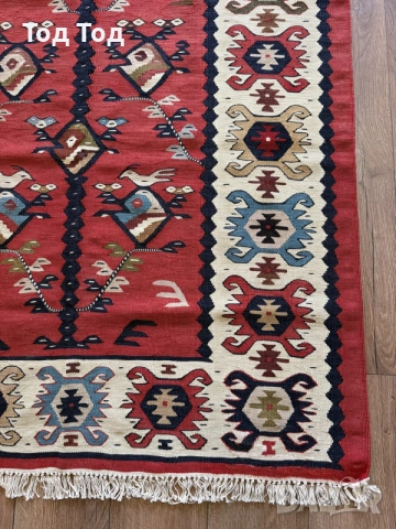 Чипровски килим Пилетата, снимка 3 - Килими - 55711518