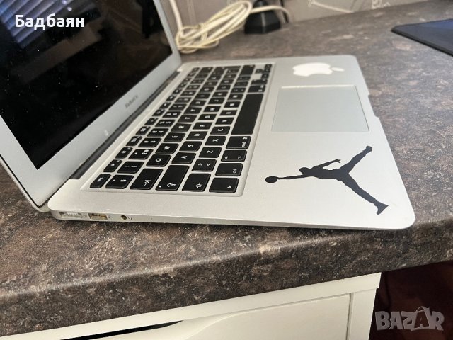 MacBook Air A1466 2017 На части , снимка 3 - Части за лаптопи - 42767018