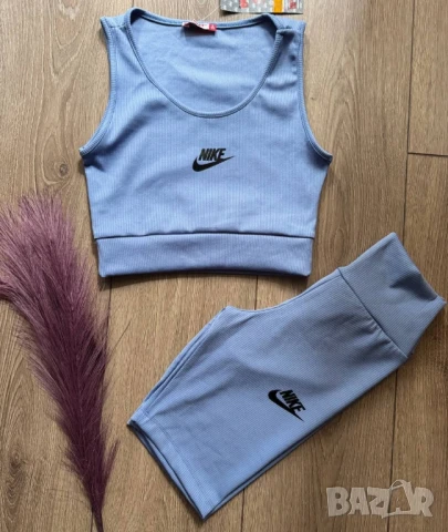 дамски екипи Nike , снимка 4 - Спортни екипи - 50580134