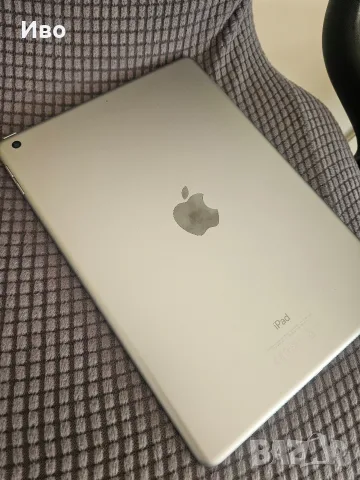 iPad 5th generation 32GB, снимка 4 - Таблети - 56358804