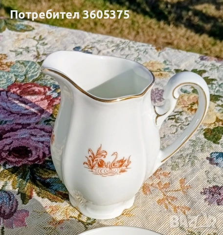 Стар порцеланов сервиз за кафе от Bohemia Чехословакия , снимка 3 - Други ценни предмети - 53101150