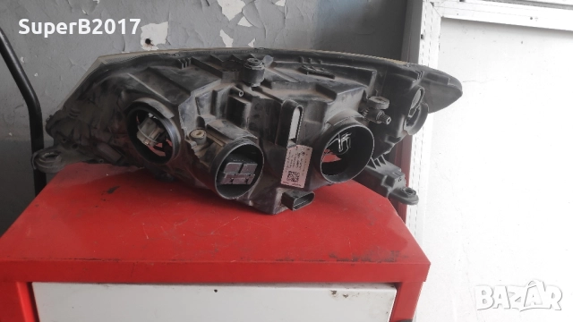 Продавам - оригинален десен фар за Шкода Фабиа 3 със счупено стъкло, снимка 3 - Части - 52240851