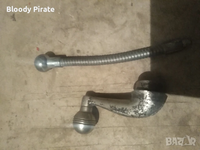 ретро дръжка за прозорец и антена 