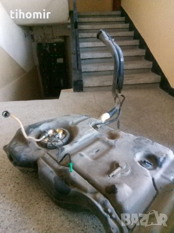 резервоар пежо 307, снимка 2 - Части - 32188211