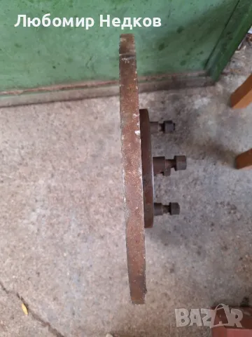 Фланец за струг 500мм, снимка 2 - Други машини и части - 47485264