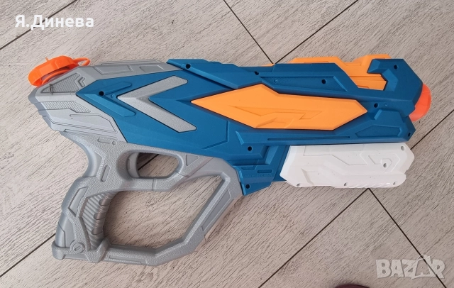 Воден пистолет 