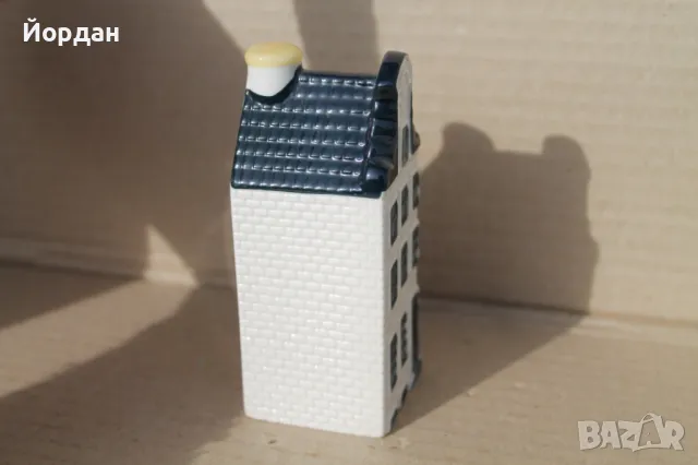 колекционерска порцеланова фигурка / шише Холандска къща ''Bols KLM'', снимка 4 - Колекции - 49483570