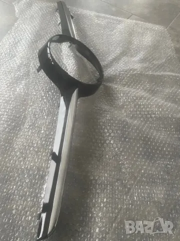 AMG ЛАЙСНА ЕМБЛЕМА  РЕШЕТКА W205 C CLASS АМГ, снимка 2 - Части - 48244033