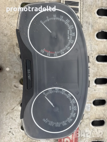 арматурно табло километраж Шкода Рапид 1.6тди Skoda Rapid 1.6tdi 5JA.920.701B A2C13556300