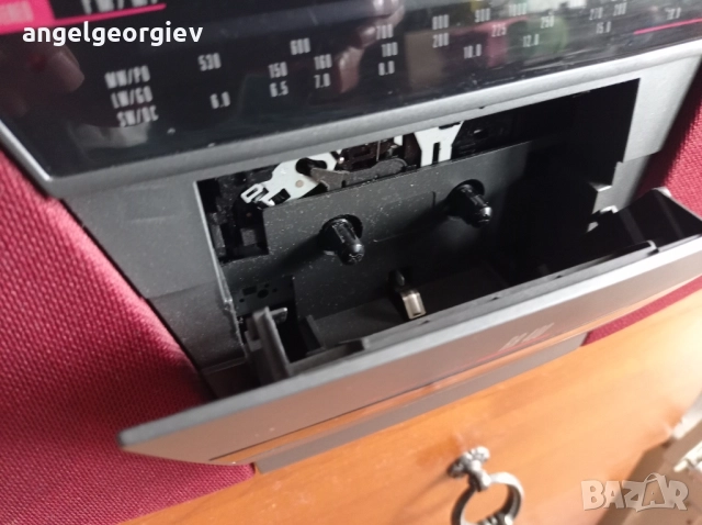 Радиокасетофон Grundig RR400 G.DD 56 , снимка 5 - Радиокасетофони, транзистори - 52672153