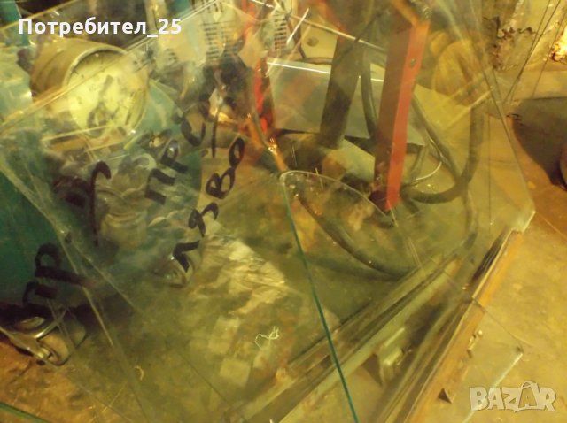 Комплект стъкла за врати на Москвич