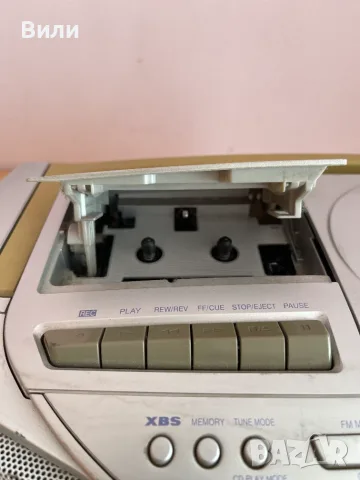 Радиокасетофон с CD Panasonic, снимка 5 - Радиокасетофони, транзистори - 56129567