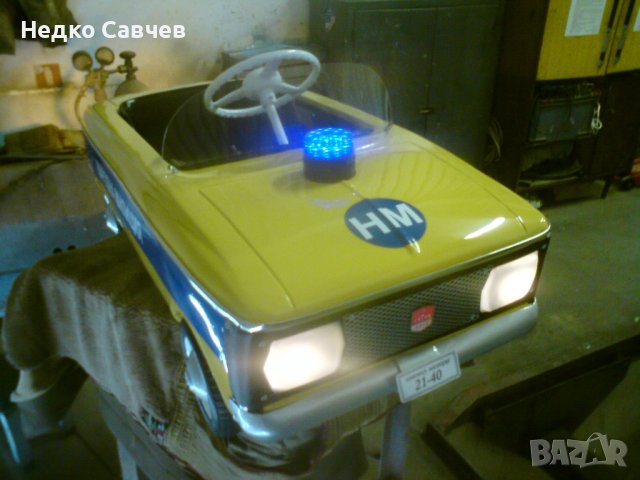 метална детска ретро кола с педали МОСКВИЧ милиция полиция, снимка 5 - Колекции - 38115717