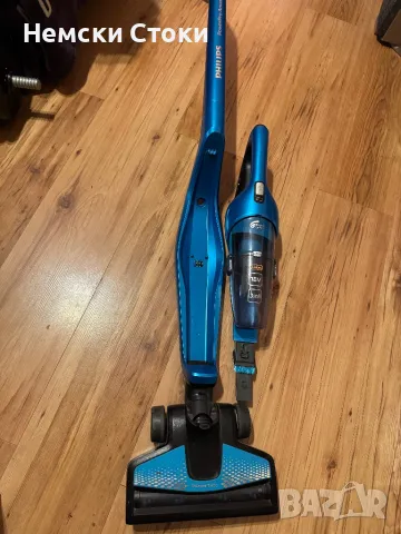 Вертикална прахосмукачка Philips FC6404/01 PowerPro Aqua