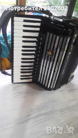 Акордеон Weltmeister Consona Консона 96 баса, снимка 2 - Акордеони - 30340248