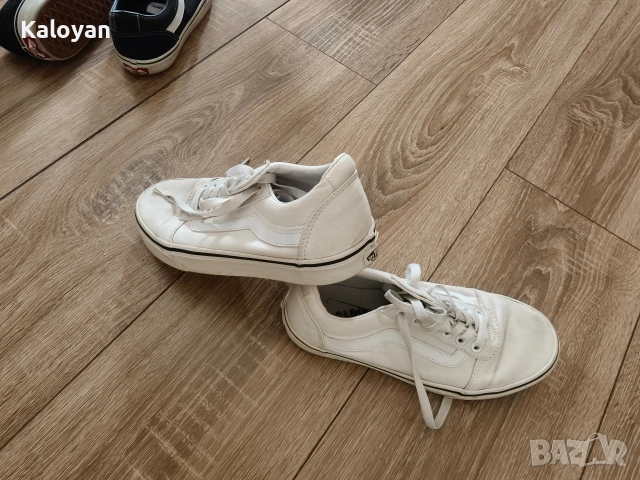 Кецове Vans 36 1/2 черните 37 белите , снимка 13 - Маратонки - 53923583
