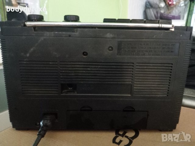 Mediator TR1720 моно радио-касетофон, снимка 6 - Радиокасетофони, транзистори - 39185067