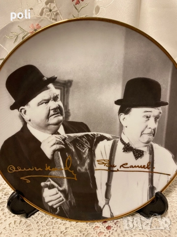 порцеланова чиния за стена , снимка 2 - Декорация за дома - 52322316