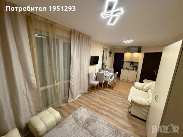 Продавам голямо студио в центъра на Слънчев бряг без такса подръжка, снимка 2 - Апартаменти - 53300909