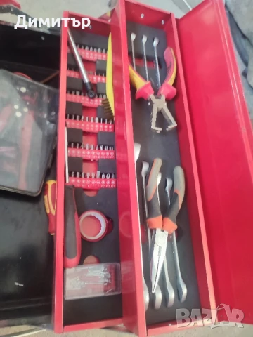 метален куфар с иструменти с инструменти, снимка 3 - Куфари с инструменти - 51133514