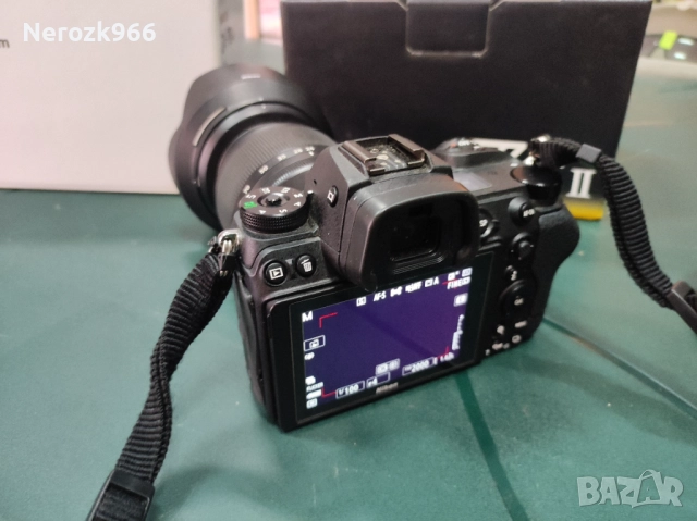 Фотоапарат Nikon Z6 II Black + Обектив Nikon Z Nikkor 24-70mm f4 S+светкавица GODOX V1n, снимка 4 - Фотоапарати - 51942345