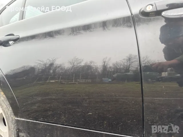 Задна дясна черна врата БМВ Е90 320d BMW E90 седан 2006-та, снимка 2 - Части - 49314118