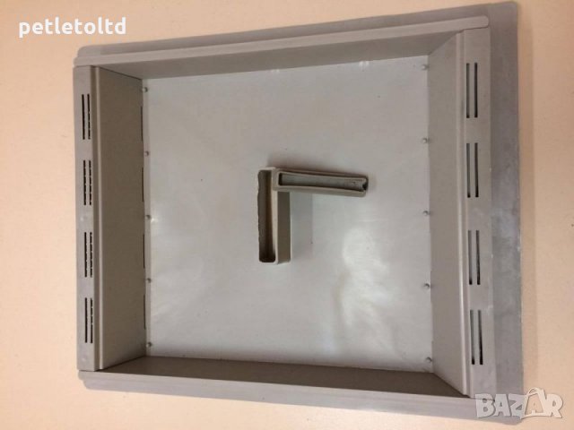 Турбо хранилка с капак, тип табла, за 10 рамков кошер, снимка 4 - Други стоки за животни - 29427793