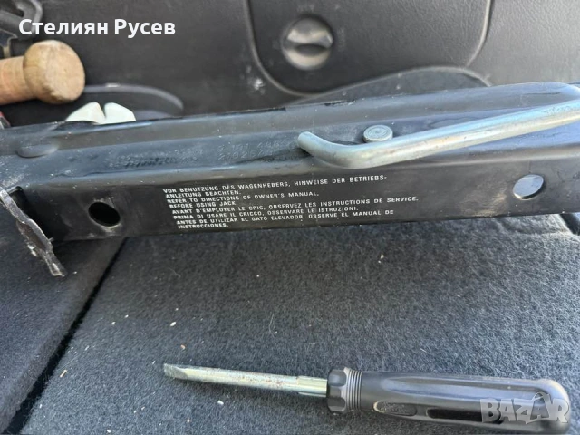 0402 оригинален крик + кука  за opel zafira a цена 20 евро общо оригнален крик + кука за теглене + о, снимка 4 - Части - 53353118