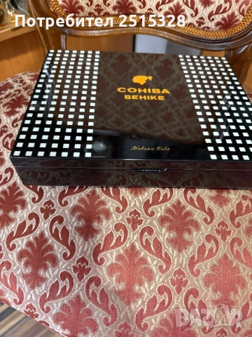 оригинални 2 бр кутий хумидори за пури cohiba behike 54/56, снимка 2 - Табакери - 52441233
