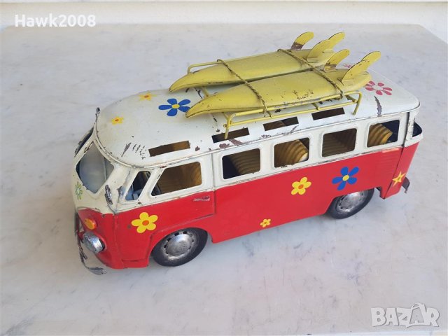 ОРИГИНАЛНА КУЛТОВА ЛАМАРИНЕНА играчка VW Калифорния хипарски 1970те год. бус със СЪРФОВЕ, снимка 8 - Други ценни предмети - 42065290