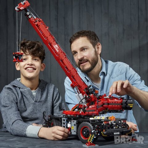 Lego technic Rough Terrain Crane 42082 , снимка 4 - Образователни игри - 39464558