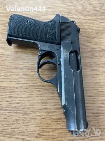 Пстолет "ВАЛТЕР ПП", кал. 7,65мм - ДЕАКТИВИРАН/ОБЕЗОПАСЕН, снимка 4 - Бойно оръжие - 54039272