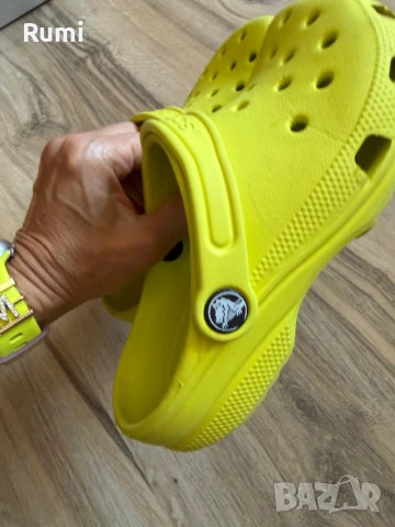 Оригинални електрикави цветни чехли Crocs ! 33 н, снимка 8 - Детски сандали и чехли - 53761183