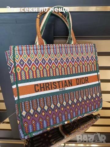 Christian Dior Дамска Чанта Тип Торба Кристиян Диор - Налични Различни Цветове Код E31, снимка 2 - Чанти - 50214698