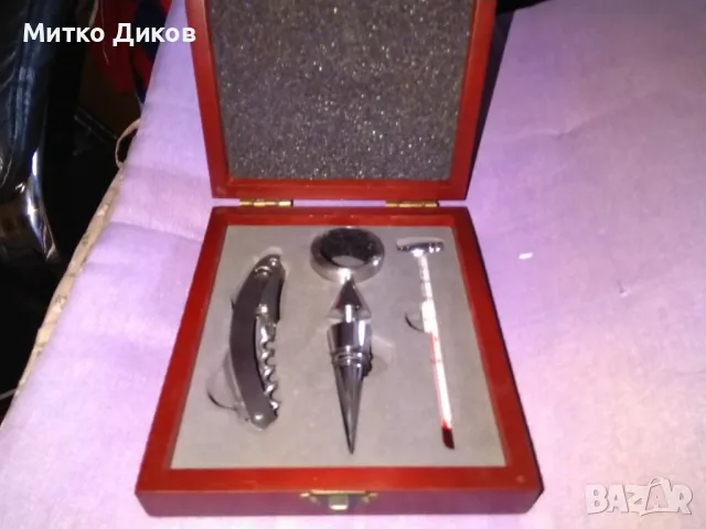 Подаръчен комплект в кутия за вино термометър - отварачка -тирбушон и други, снимка 7 - Аксесоари за кухня - 48912407