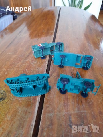 Стари фигурки,играчки,Военни машини, снимка 4 - Колекции - 35650438