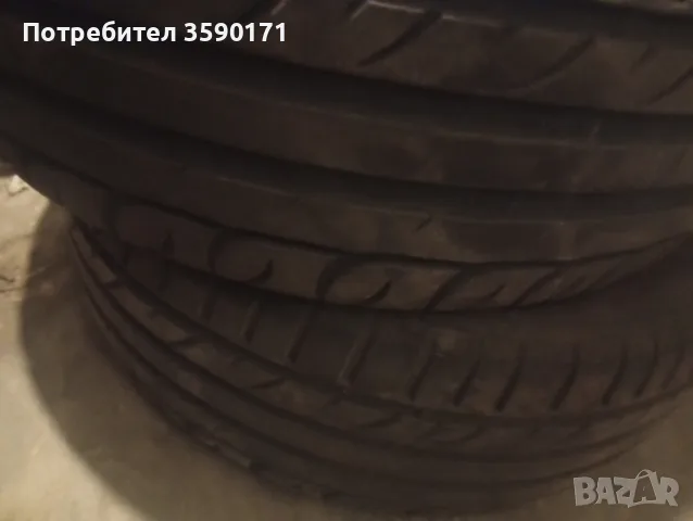 Летни гуми Таурус в перфектно състояние.Размер 215/55 17 цола Дот 2015.