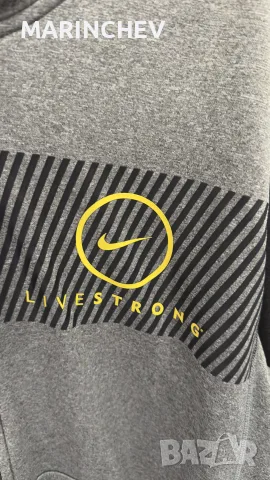 Nike Live Strong / размер L, снимка 2 - Спортни дрехи, екипи - 56549073