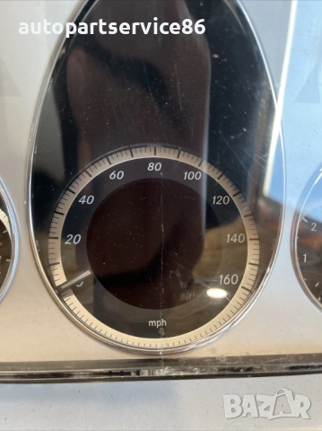 Скоростомер / инструментален панел за Mercedes W212 2.2 CDI (2012) A2129001814 , снимка 3 - Части - 53960704