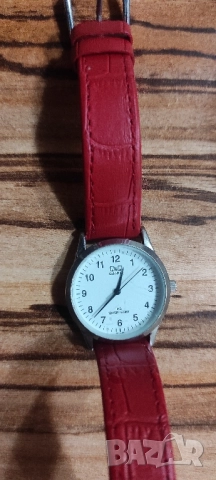 Ръчни часовници, снимка 4 - Антикварни и старинни предмети - 48668141