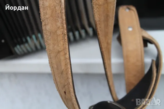 Немски акордеон ''Hohner Arietta IM'' , снимка 14 - Акордеони - 49895220